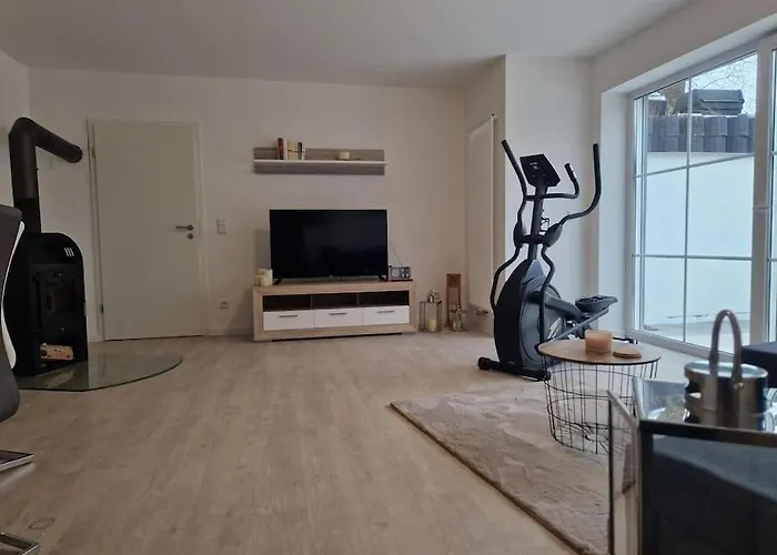 -Neue- Ferienwohnung - Monteurwohnung In Lippe
